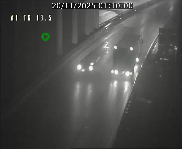 Traffic live webcam Luxembourg Senningen - A1 direction Luxembourg - BK 13.5