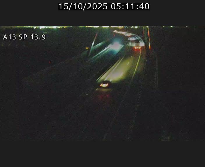 Traffic live webcam Luxembourg Kayl - A13 direction Esch-sur-Alzette/Luxembourg-ville - BK 13.9