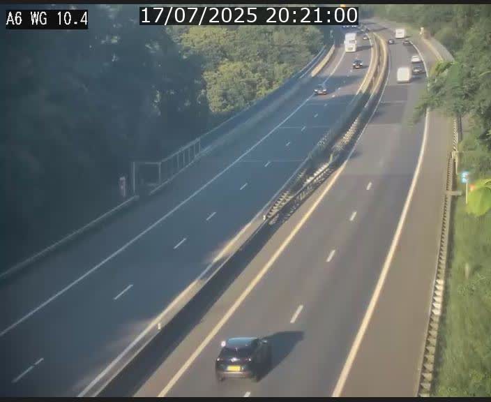 Traffic live webcam Luxembourg Mamer - A6 - BK 10.4 - direction Luxembourg/France/Allemagne