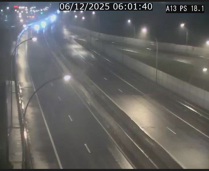 Traffic live webcam Luxembourg Dudelange - A13 direction Croix de Bettembourg - BK 18.1