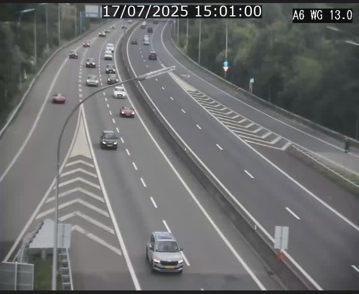 Traffic live webcam Luxembourg Mamer - A6 - BK 13 - direction Luxembourg/France/Allemagne