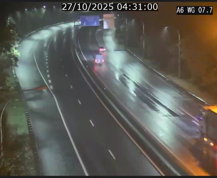 Traffic live webcam Luxembourg - Bridel - A6 - BK 7.7 - direction Belgique