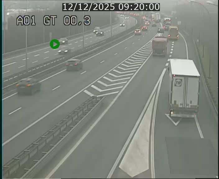 Traffic live webcam Luxembourg Croix de Gasperich - A1 direction Kirchberg - BK 0.3