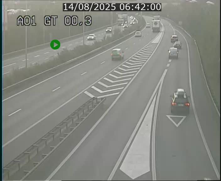 Traffic live webcam Luxembourg Croix de Gasperich - A1 direction Kirchberg - BK 0.3