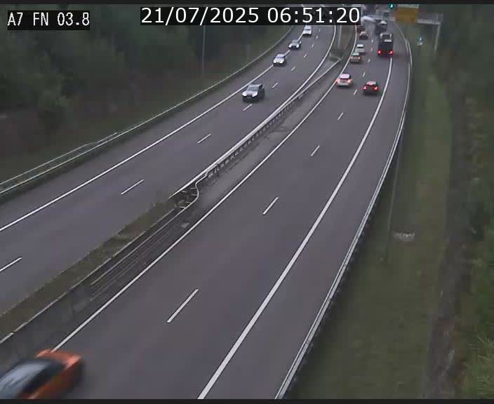 Caméra autoroute Luxembourg A7 - Passage à gibier Rëngelbour - direction Tunnel Stafelter