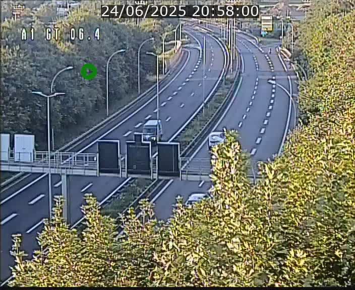 Traffic live webcam Luxembourg Hamm - A1 direction Sandweiler - BK 6.4