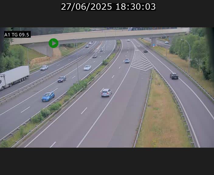 Traffic live webcam Luxembourg Jonction Grünewald - A1 direction Luxembourg-ville - BK 9.5