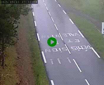 Caméra routière France - N102, au niveau du col de Montmirat à Saint-Etienne-du-Valdonnez à 1039 mètres d'altitude