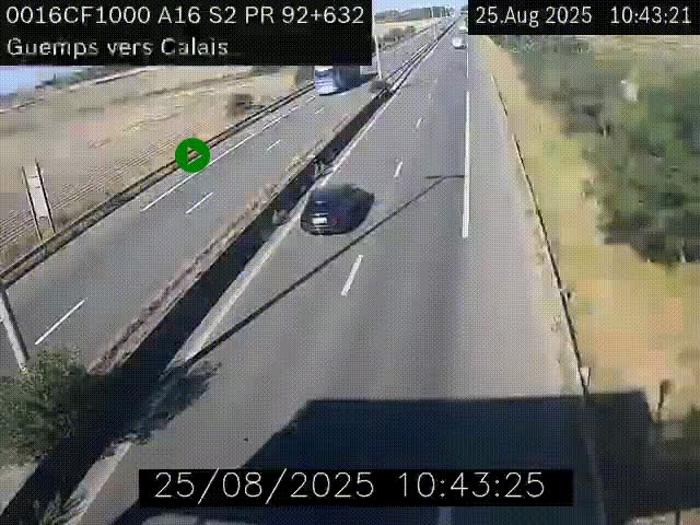 Webcam A16 juste après l'aire de repos d'Offekerque à Guemps. Vue orientée vers Calais