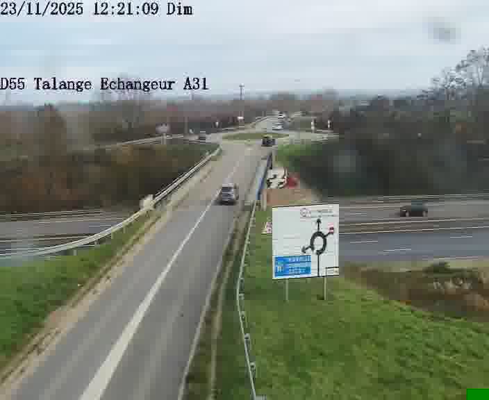 Webcam sur la D55 à Talange au niveau du pont surplombant l'A31 (sens droite-gauche vers Luxembourg). Vue orientée vers Ay-sur-Moselle.