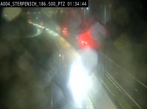 Webcam E411 à Sterpenich en Belgique près de la frontière du Luxembourg. Vue orientée vers Bruxelles