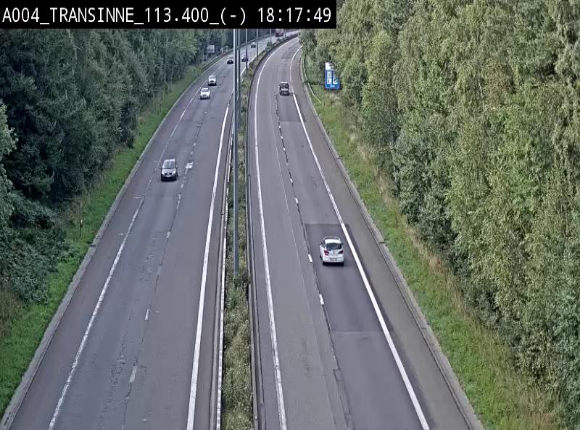 Caméra trafic E411 (A4) - Transinne direction Namur - BK 113.425