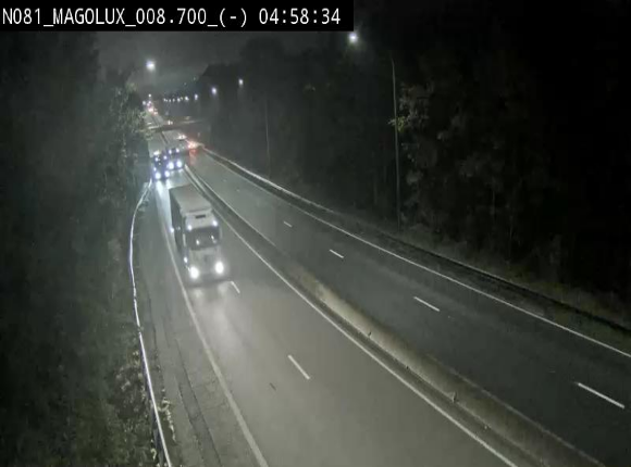 Webcam sur la N81 (E411) à hauteur de la jonction avec la N883. Vue orientée vers Arlon