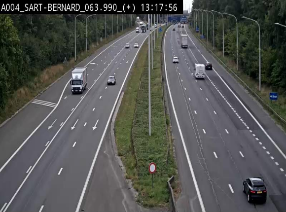 Webcam sur l'E411 à hauteur de la jonction avec la N4 à la sortie de Namur. Vue orientée vers Luxembourg