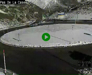 Webcam sur la N22 au niveau du poste frontière entre la France et Andorre à proximité de Pas de la Case à plus de 2000 mètres d'altitude