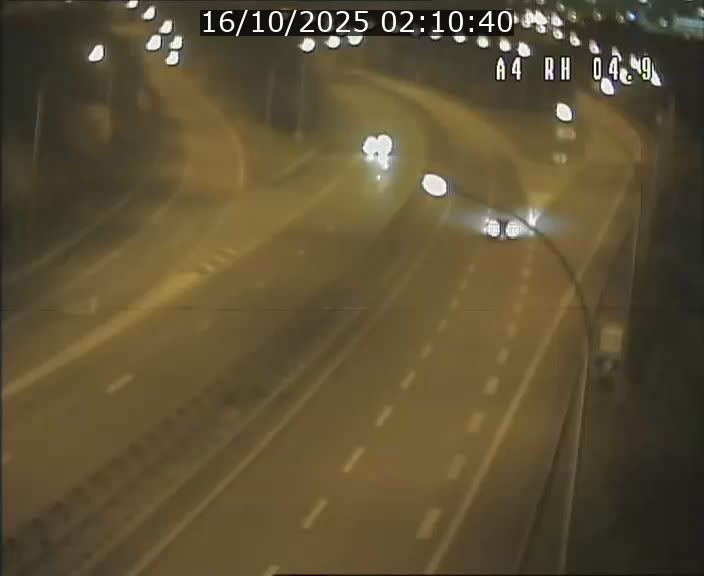 Traffic live webcam Luxembourg Leudelange - A4 - BK 4.9 - direction Luxembourg