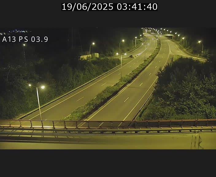 Traffic live webcam Luxembourg Differdange - A13 direction Esch-sur-Alzette - BK 3.9
