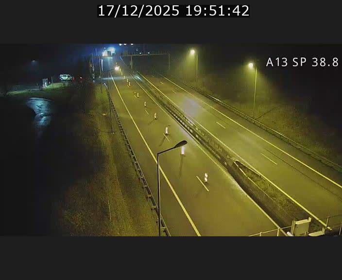Webcam autoroute A13 à l'entrée ouest du tunnel Markusbierg à Schengen. Vue orientée vers le tunnel et l'Allemagne