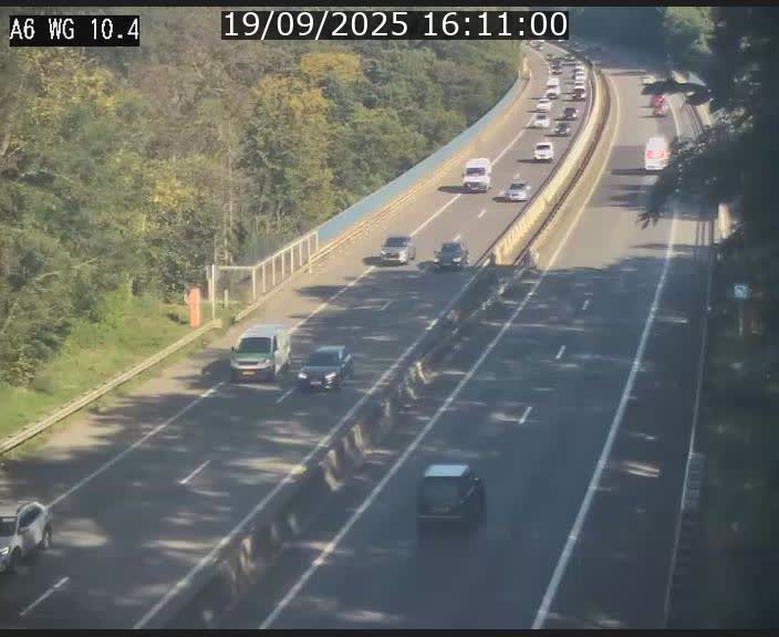 Traffic live webcam Luxembourg Mamer - A6 - BK 10.4 - direction Luxembourg/France/Allemagne