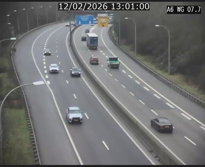 Traffic live webcam Luxembourg - Bridel - A6 - BK 7.7 - direction Belgique