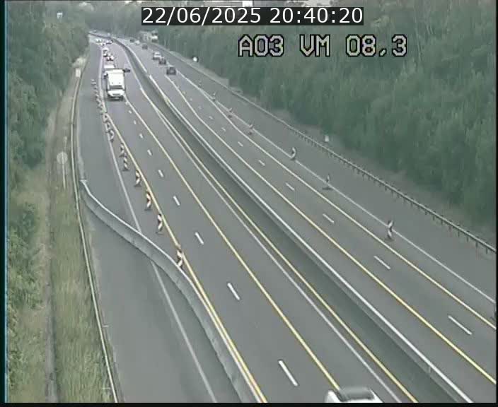 Traffic live webcam Luxembourg Bettembourg - A3 - BK 8.3 - direction France