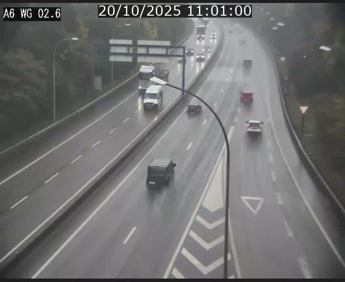 Traffic live webcam Luxembourg Croix de Cessange - A6 - BK 2.6 - direction France/Allemagne