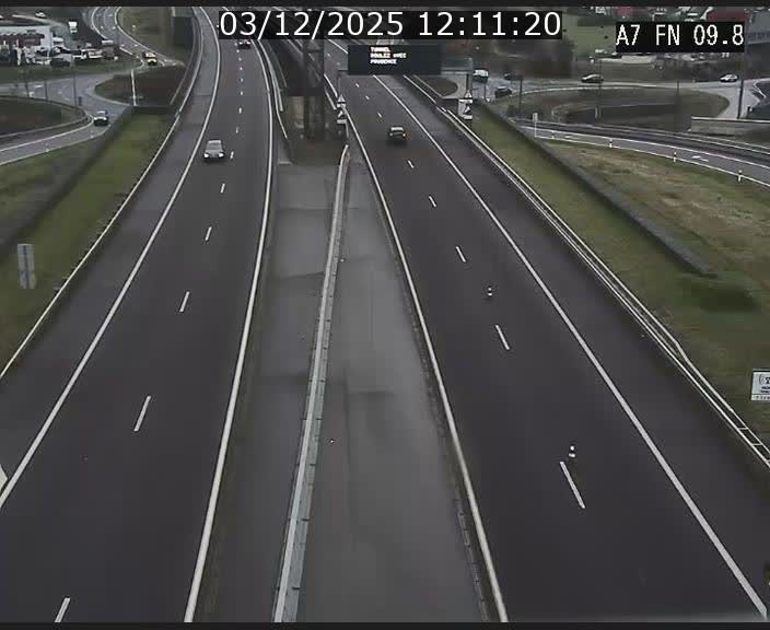 Caméra trafic Luxembourg - A7, Tunnel Gousselerbierg, sortie sud, direction rond-point Lorentzweiler (BK 9.9)