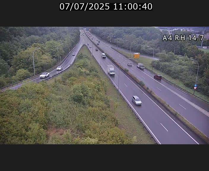 Traffic live webcam Luxembourg Jonction Lankelz - A4 - BK 14.7 - direction Luxembourg