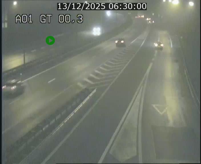 Traffic live webcam Luxembourg Croix de Gasperich - A1 direction Kirchberg - BK 0.3