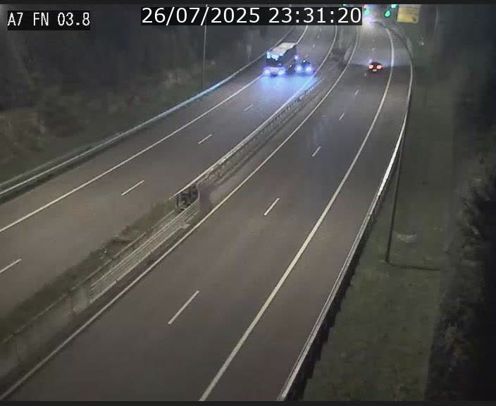 Caméra autoroute Luxembourg A7 - Passage à gibier Rëngelbour - direction Tunnel Stafelter