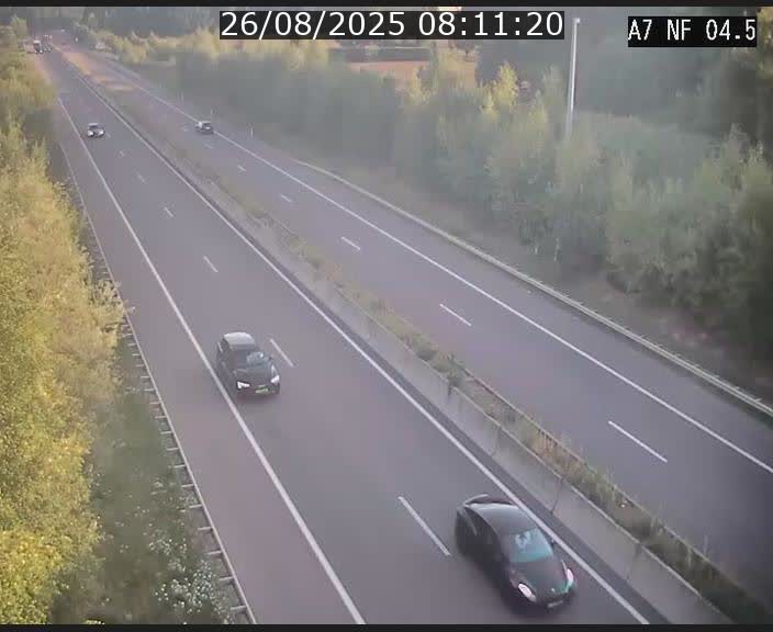 Caméra autoroute Luxembourg A7 - Passage à gibier Rëngelbour - direction Tunnel Grouft