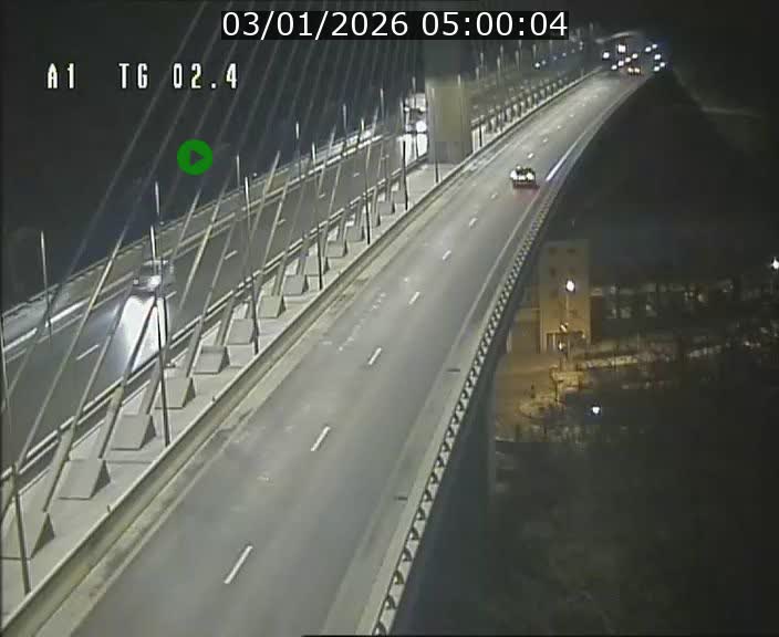 Traffic live webcam Luxembourg Sandweiler - A1 direction Luxembourg-ville - BK 2.4