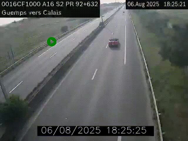 Webcam A16 juste après l'aire de repos d'Offekerque à Guemps. Vue orientée vers Calais