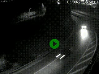 Caméra autoroute à la jonction entre l'A7 et la D301 (Boulevard urbain Sud de Lyon) à Feyzin, au sud de Lyon. Vue orientée vers Mions