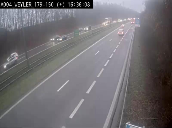 Webcam entre la sortie Arlon et la sortie Weyler sur l'E411. Vue orientée vers Luxembourg