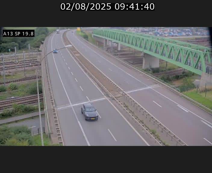 Traffic live webcam Luxembourg Croix de Bettembourg - A13 direction Esch-sur-Alzette - BK 19.8