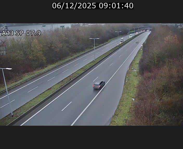 Traffic live webcam Luxembourg Jonction Lankelz - A13 direction Pétange - BK 7.9