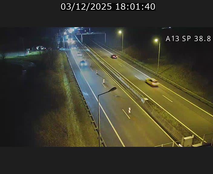 Webcam autoroute A13 à l'entrée ouest du tunnel Markusbierg à Schengen. Vue orientée vers le tunnel et l'Allemagne
