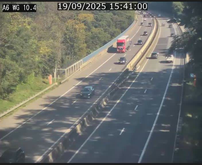 Traffic live webcam Luxembourg Mamer - A6 - BK 10.4 - direction Luxembourg/France/Allemagne