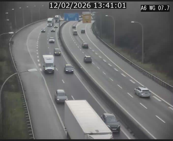 Traffic live webcam Luxembourg - Bridel - A6 - BK 7.7 - direction Belgique