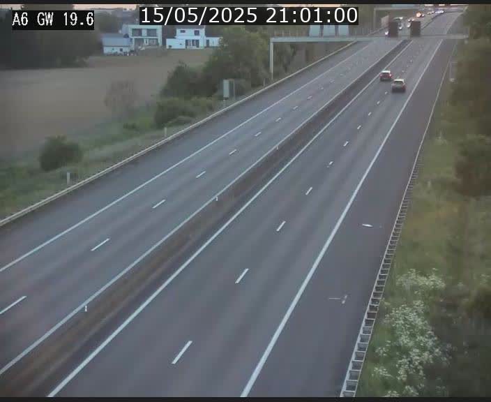 Traffic live webcam Luxembourg - Steinfort - A6 - BK 19.6 - direction Belgique