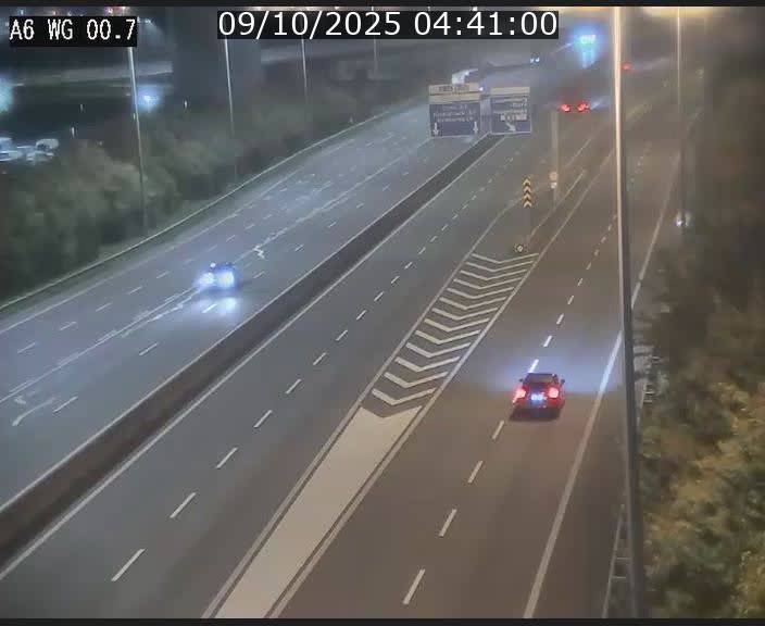 Traffic live webcam Luxembourg Croix de Cessange - A6 - BK 0.7 - direction A3 France