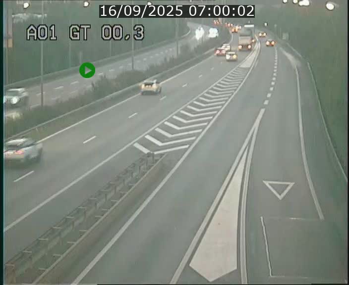 Traffic live webcam Luxembourg Croix de Gasperich - A1 direction Kirchberg - BK 0.3