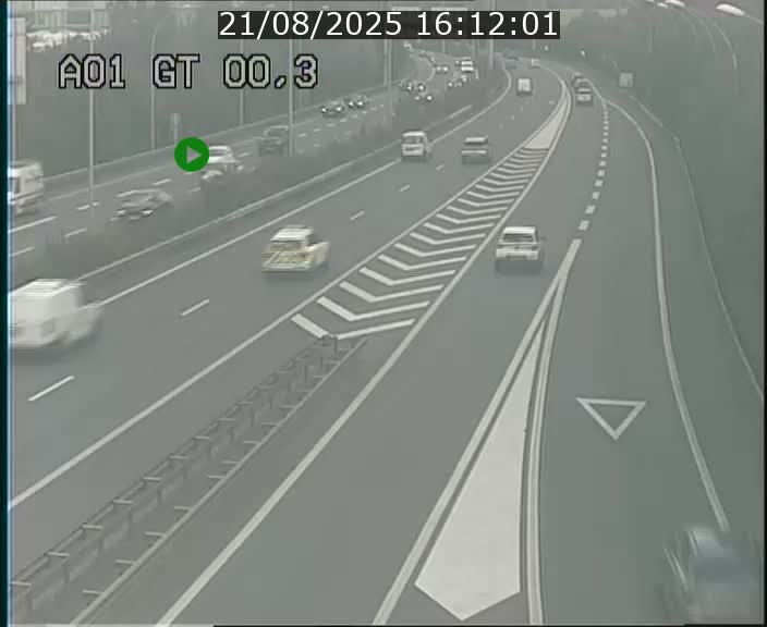 Traffic live webcam Luxembourg Croix de Gasperich - A1 direction Kirchberg - BK 0.3