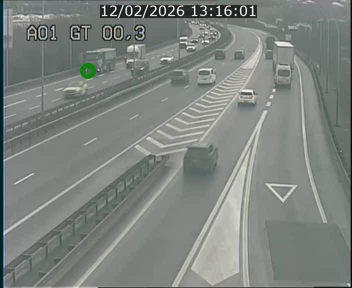 Traffic live webcam Luxembourg Croix de Gasperich - A1 direction Kirchberg - BK 0.3