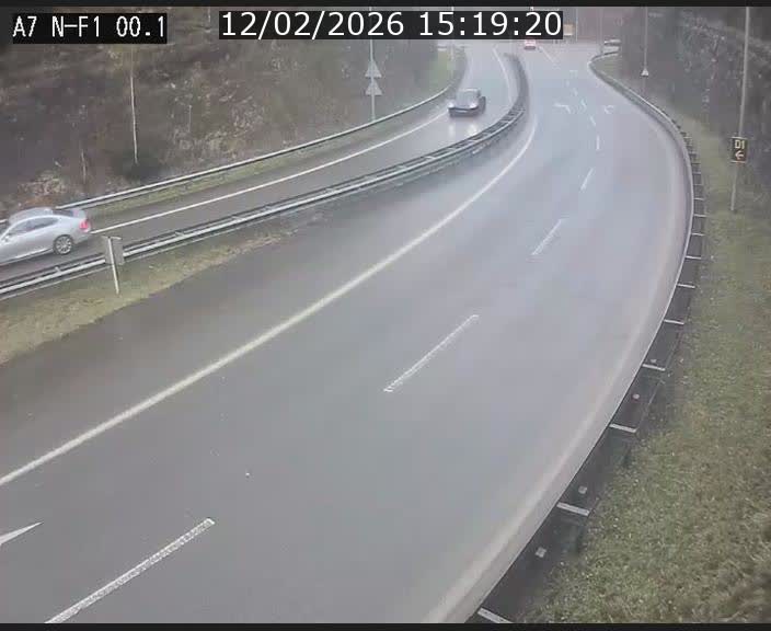 Webcam autoroute Luxembourg A7 située dans la sortie 1 Waldhof, vers la N11, avant le Tunnel Stafelter