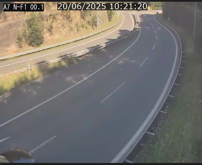 Webcam autoroute Luxembourg A7 située dans la sortie 1 Waldhof, vers la N11, avant le Tunnel Stafelter