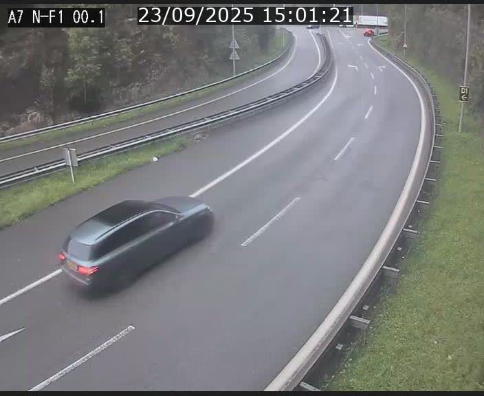 Webcam autoroute Luxembourg A7 située dans la sortie 1 Waldhof, vers la N11, avant le Tunnel Stafelter