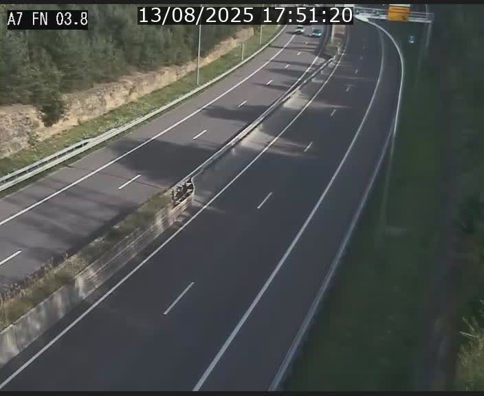 Caméra autoroute Luxembourg A7 - Passage à gibier Rëngelbour - direction Tunnel Stafelter