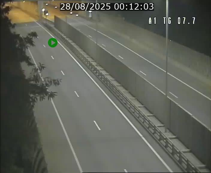 Traffic live webcam Luxembourg Kirchberg - A1 direction Luxembourg-ville - BK 7.7